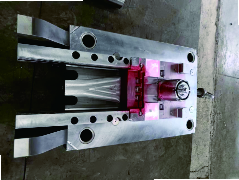 壓鑄模具制造專業(yè)技術_紅丹配模法_鋁壓鑄件披鋒