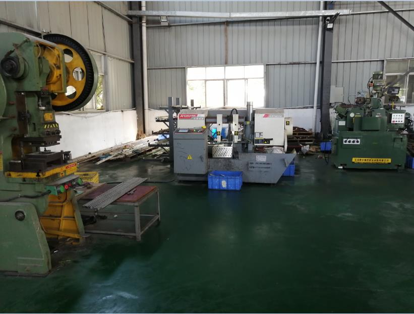 自動(dòng)下料、無(wú)心磨、沖床