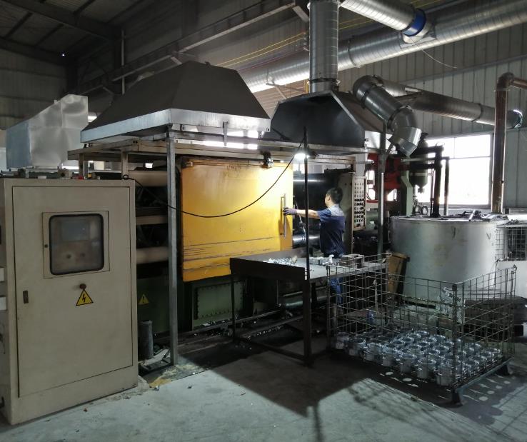 400噸益格鋁合金壓鑄機(jī)1臺(tái)